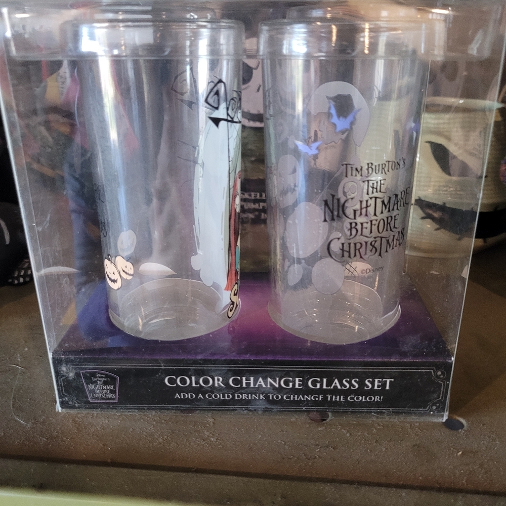 Nightmare before Christmas glass set
